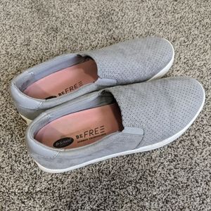 Dr. Scholl's Be Free Gray Sneakers